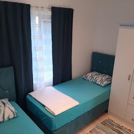 בודווה Mirta Apartments Family Farm מראה חיצוני תמונה