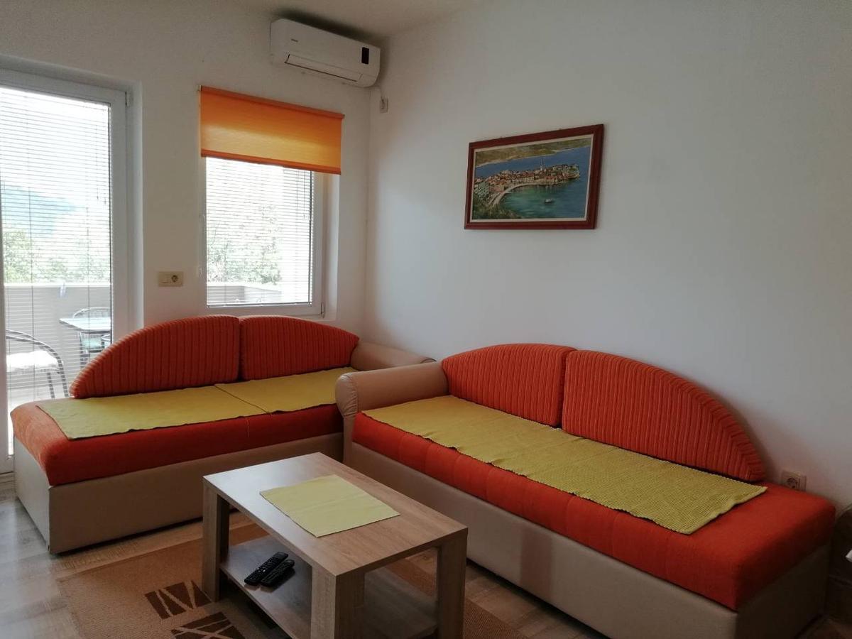 בודווה Mirta Apartments Family Farm מראה חיצוני תמונה